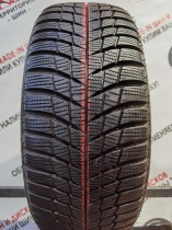 Bridgestone LM 001 R17 215/50