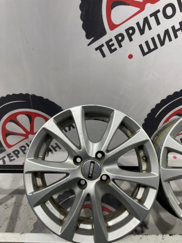 Диски литые R15 4x100 ET45 54.1