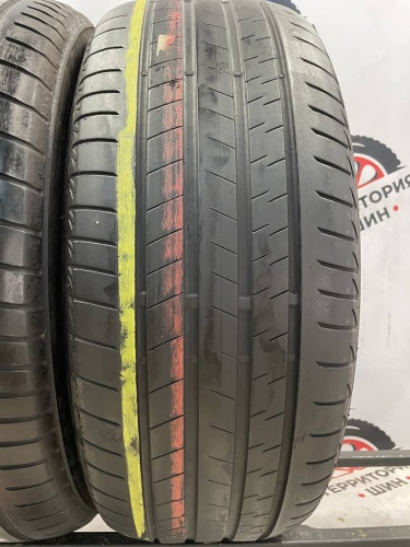 Bridgestone Alenza 001 245/50 R19
