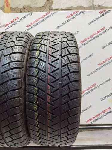 Michelin Latitude Alpin R18	225/55