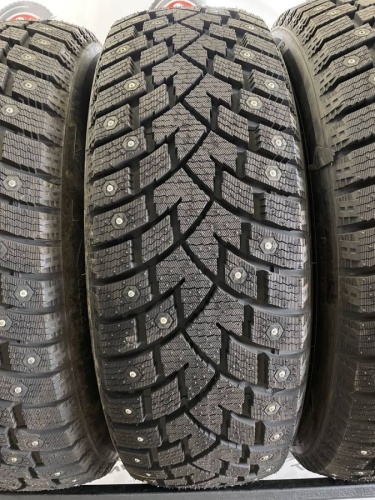 ZETA ANTARCTICA SPORT R17 235/65