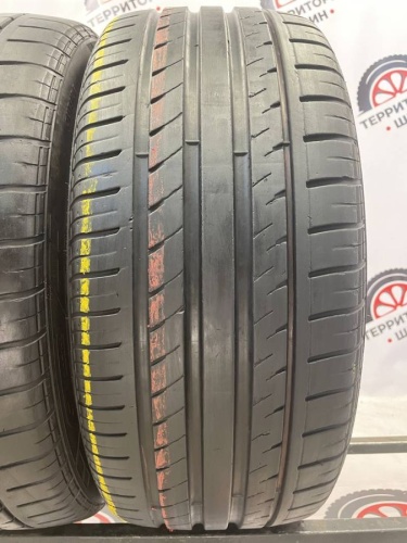 GT Radial  Champiro HPY R19 225/40