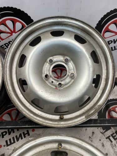 Штампы  рено дастер R16 5х114.3 ЦО66.1 ЕТ50 6.5J