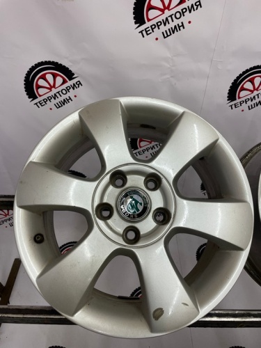 Литье Шкода R16 5*112 ЦО 53 ЕТ50