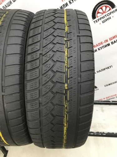 Sunfull SF-982 R18 235/55