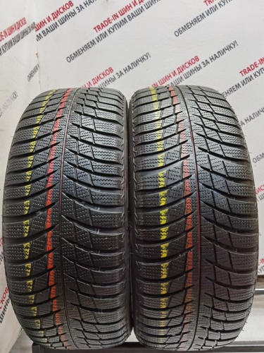 Bridgestone Blizzak LM001 R17	215/55