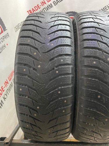 Kumho wi31 R16 215/65