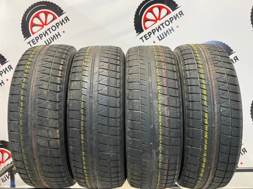 Bridgestone Blizzak Revo GZ  R16 215/60
