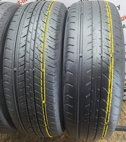 Dunlop Grandtrek ST30 R18 225/60.
