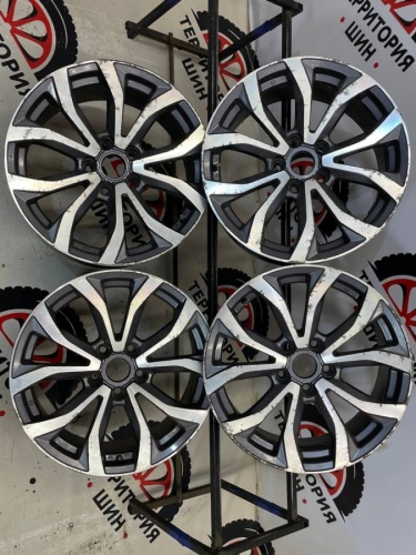 Диски литые Ауди R17 5*112 8J ET39 ЦО 65,1