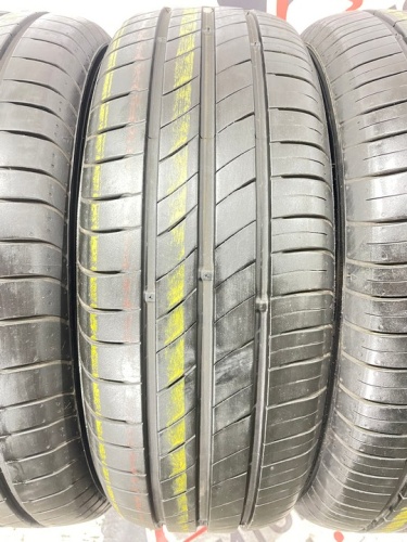 Kumho Ecsta HS52 R15 185/55