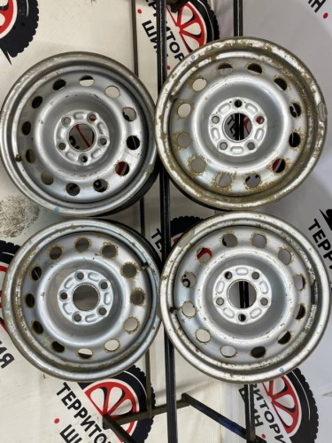 Штампы R15 5*114,3 ЦО 67,1 6J ET45