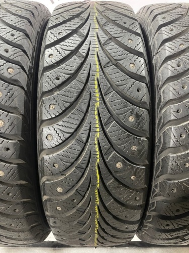 Sava Eskimo Stud R15 185/65