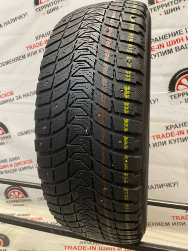 Michelin X-Ice North 3 R16	215/65