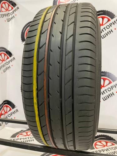 Yokohama DB Decibel E70 E70J R17	215/45