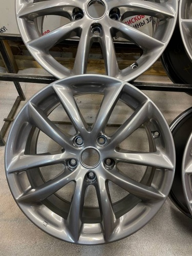 Литье Ниссан R17  5*114,3	ЦО66,1  ЕТ45  7,5J