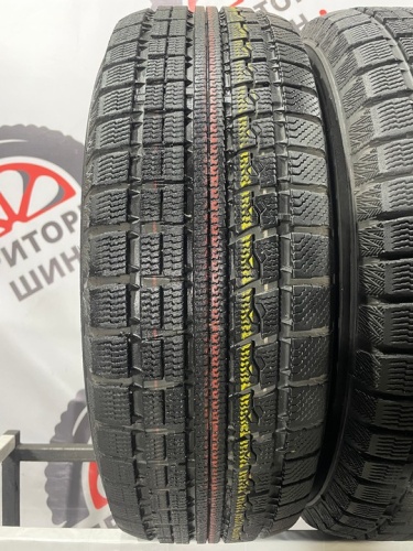 Toyo Winter Tranpath MK4a R16 215/70