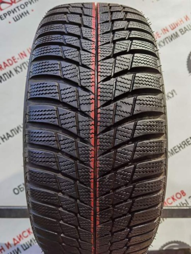 Bridgestone LM 001 R17 215/50