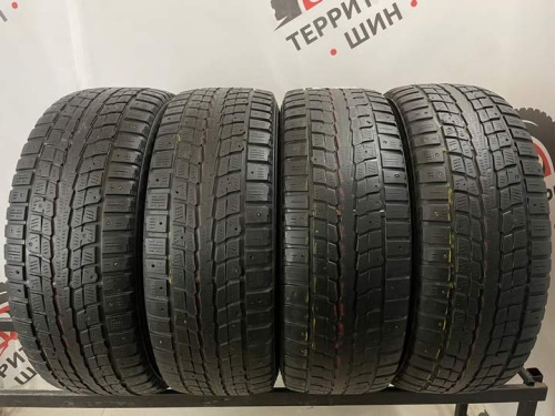 Dunlop Winter Ice R17 235/65
