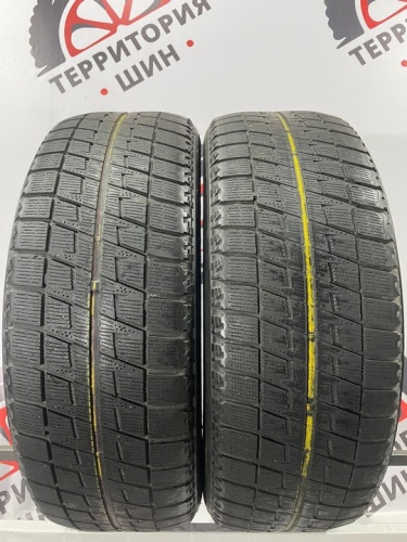 Bridgestone Blizzak Revo2 R16 215/60