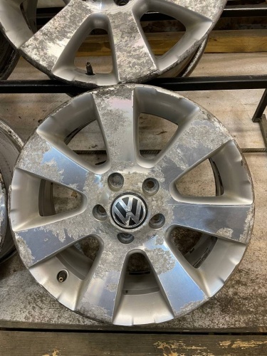 Литье VW Оригинал R16	5*112	Цо57,1	6.5J	ET33