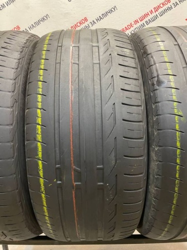 Bridgestone Turanza T001 R17	245/45