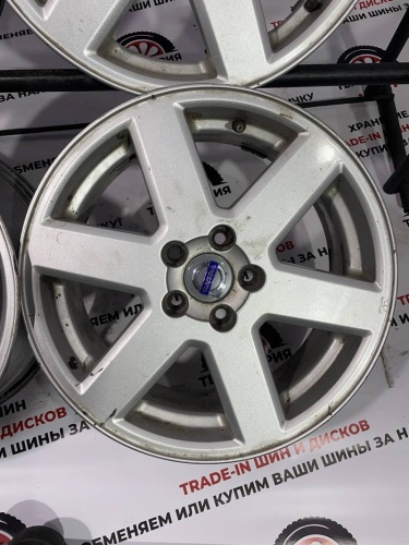 Литые диски Volvo R17 5x108 ЦО66.5 ET49 7J
