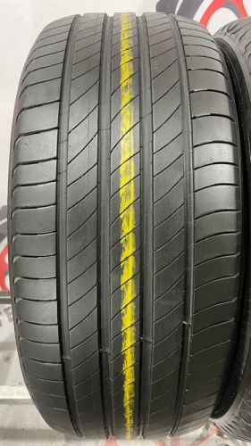 Michelin Primacy 4 R16 215/55