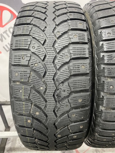 Bridgestone Blizzak Spike-01 R16 235/60