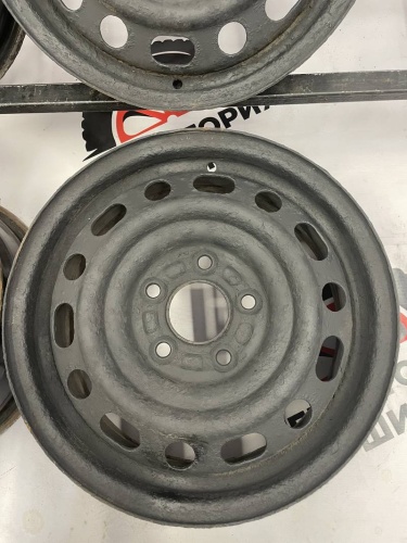 Штампы очень ржавые  R15 5х114.3 цо66 ет35 5j