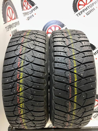 Goodyear UltraGrip 600 215/65/16