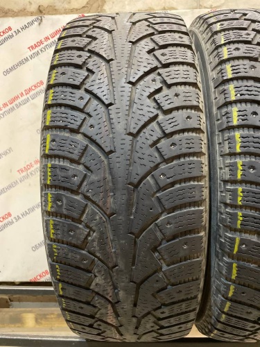 Nokian Hakkapeliitta 5  R18    235/60