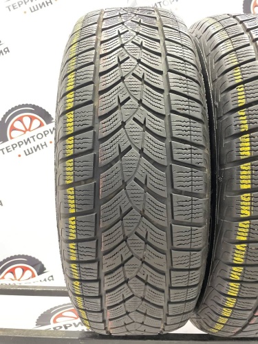 Goodyear UltraGrip Ice SUV  R17 215/65