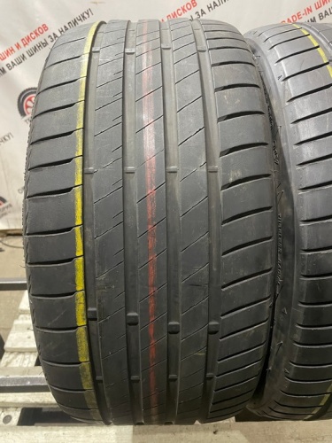 Bridgestone Potenza S005 R19 235/35
