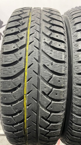 Bridgestone Ice Cruiser 7000 R17 235/65