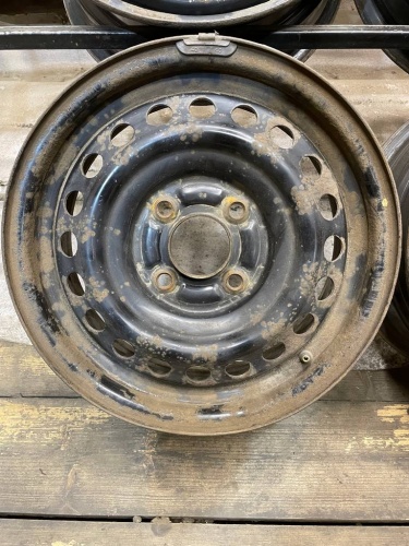 Штампы R15	  5*112 6J  ET47  ЦО 57,1