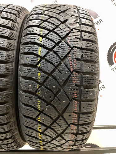Nitto Therma spike 235/55/17