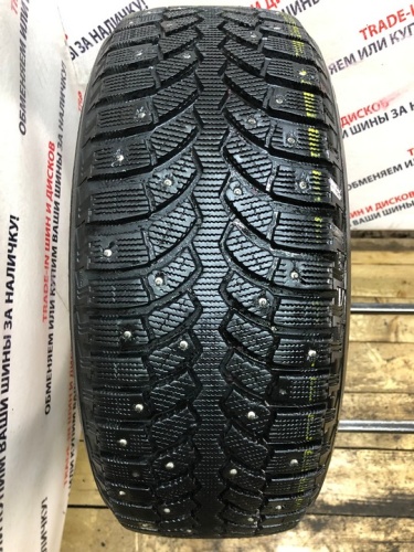 Bridgestone Blizzak spike-01 R17	215/55