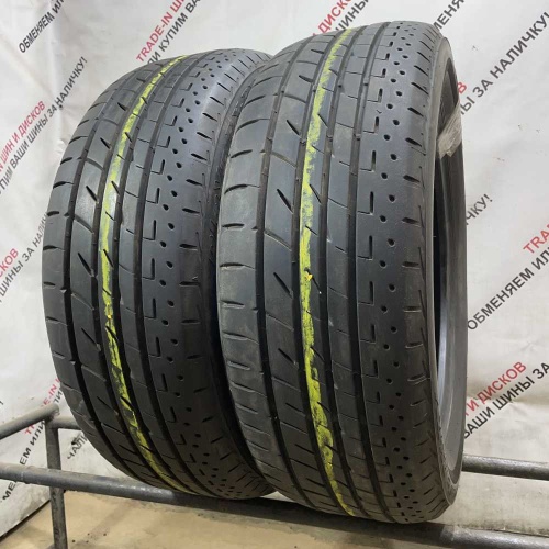 Bridgestone Playz PX-RV R17 215/55