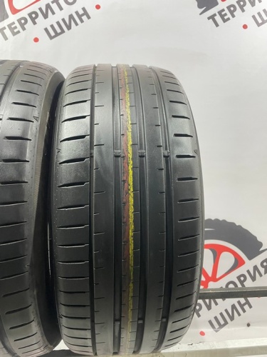 Falken Azenis FK520L R18 235/45