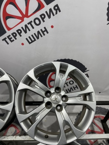 Литые диски R18 5х114,3 ET38 67.1