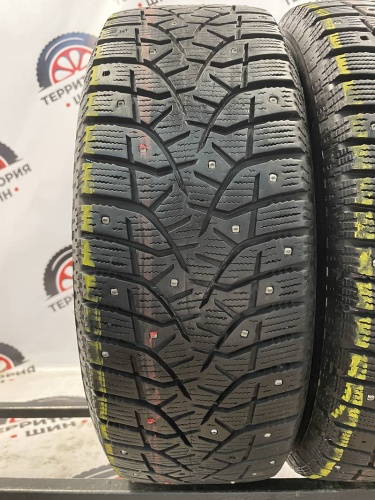 Bridgestone Blizzak Spike-02 195/60 R15
