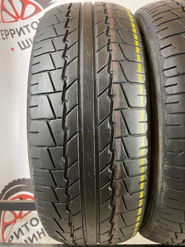 Kumho Road Venture R17 235/65