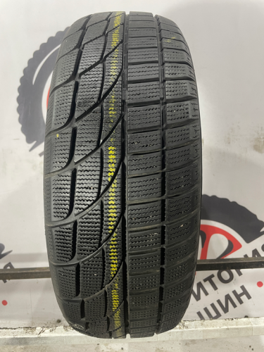 Goodride Snow Master SW601 R16 215/60