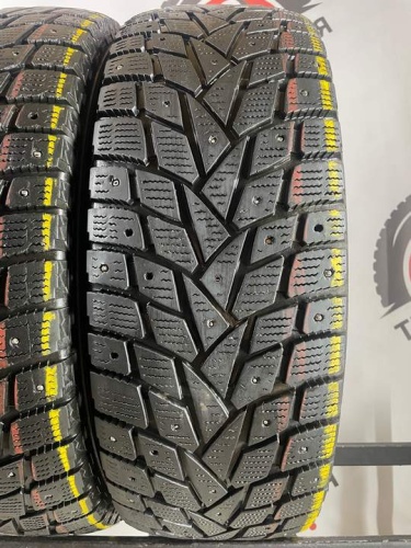 Dunlop Grandtrack Ice 02 R16 245/70
