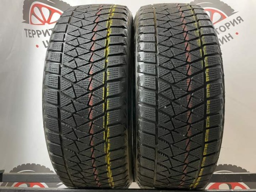Bridgestone BliZZak DM-V2 R17 215/60