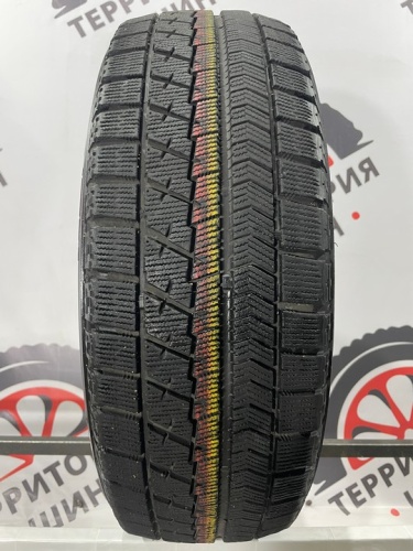 Bridgestone Blizzak VRX R16 205/65