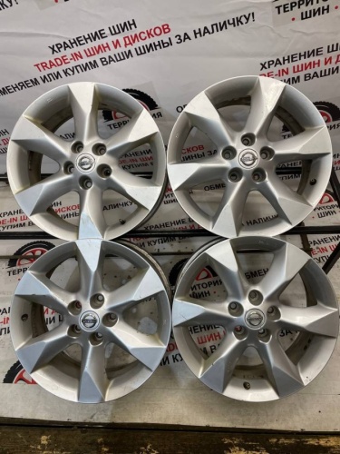 Диски литые Nissan R17	5*114,3	7J ET47 ЦО 66.1