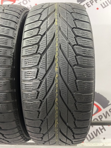 Nokian Tyres Hakkapeliitta R2 SUV RFT R17 225/60