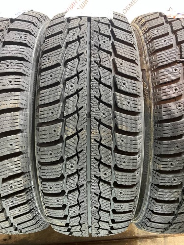 Zeta Antarctica Ice R16	  215/65